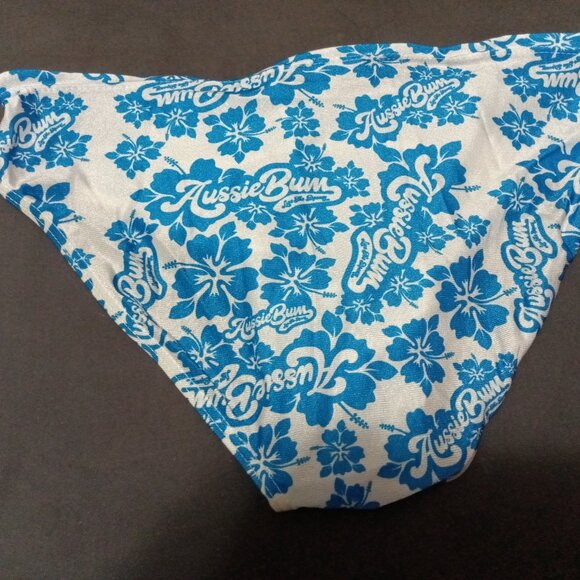 NEW AUSSIE BUM LOGO SWIM BRIEF, SIZE "M" (Medium) - Picture 3 of 8